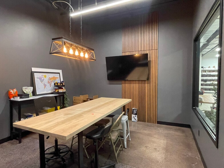 More Photos Of 233 Central Ave, Osseo Storefront For Sale