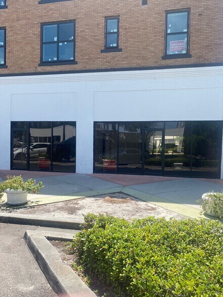 More Photos Of 900-912 Central Ave, Saint Petersburg Office For Lease