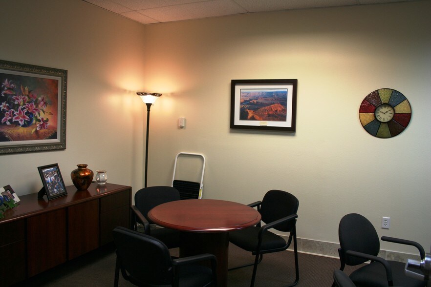 More Photos Of 555-561 E 1860 S, Provo Office For Sale