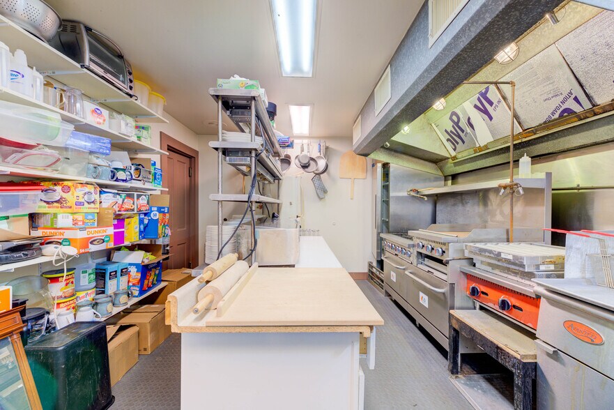 More Photos Of 4188 Nelson Rd, New Church Hotel For Sale