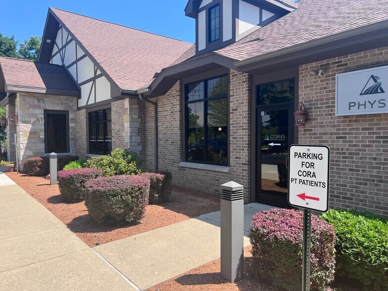 More Photos Of 9809 39th Ave, Pleasant Prairie Medical For Sale