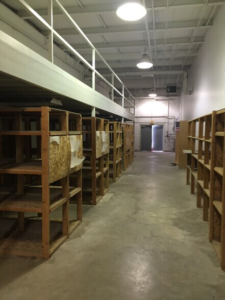 More Photos Of 410 Swartz Ct, Ionia Freestanding For Sale