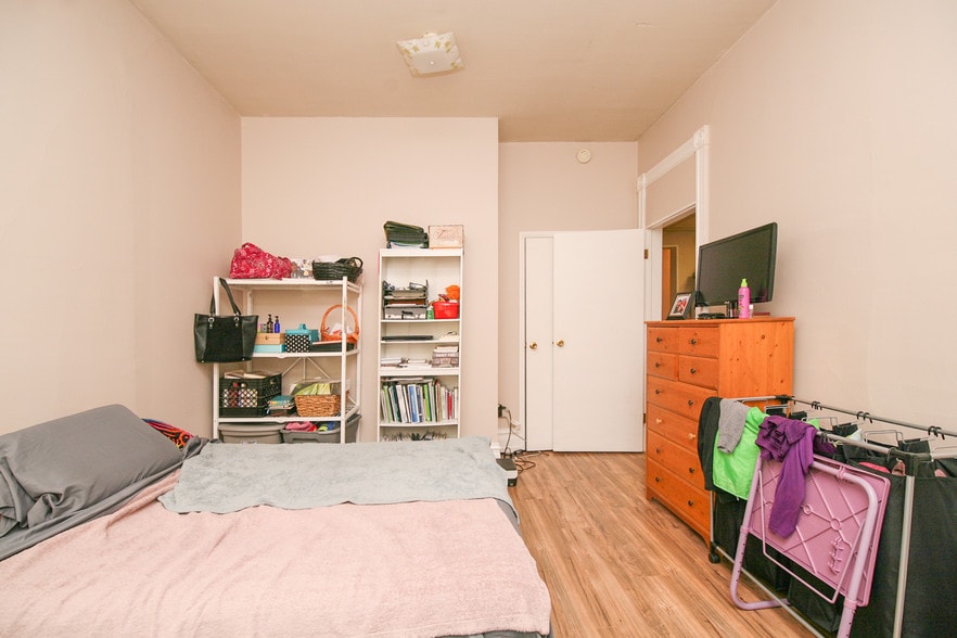 More Photos Of 2102 S Lehigh Ave, Whitehall Apartments For Sale