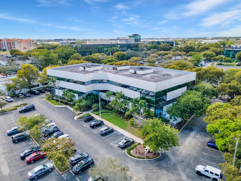 More Photos Of 6360 NW 5th Way, Fort Lauderdale Office For Lease