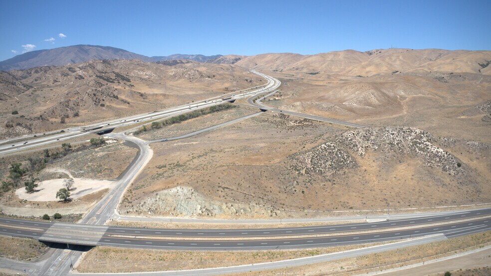 More Photos Of I-5, Gorman Land For Sale