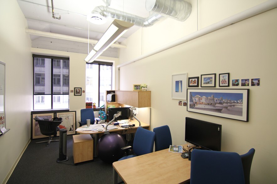 More Photos Of 300 California St, San Francisco Office For Lease