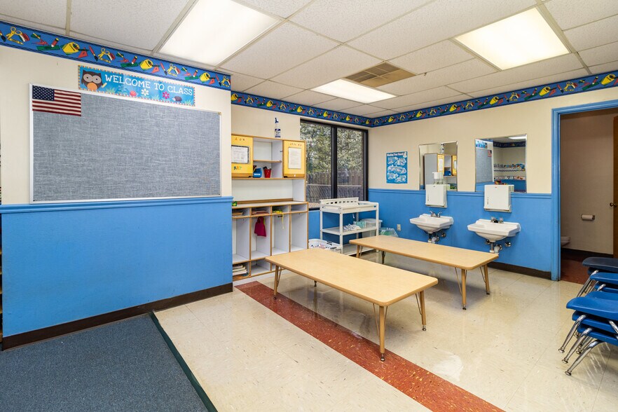 More Photos Of 415-416 Chatham Heights Rd, Fredericksburg Medical For Sale