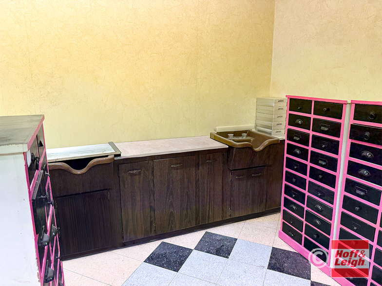 More Photos Of 1490-1494 Carr St, Lakewood General Retail For Sale