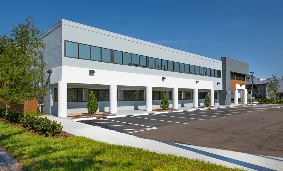 More Photos Of 140 N Westmonte Dr, Altamonte Springs Medical For Lease