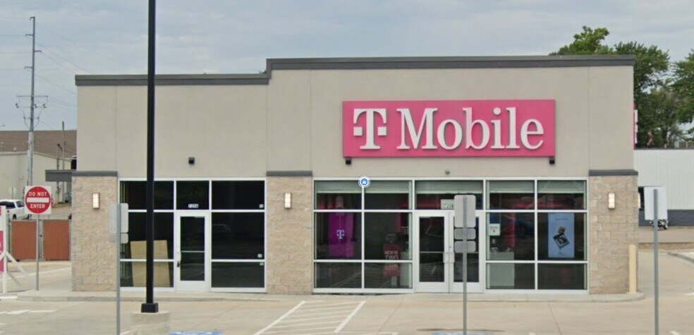 Primary Photo Of 720 Washington St, Chillicothe General Retail For Lease