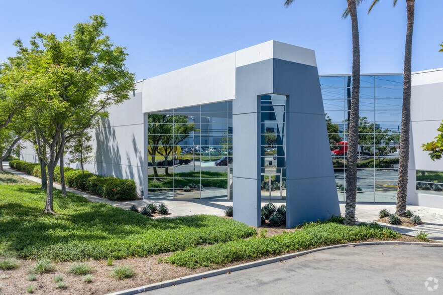 Primary Photo Of 1100 S Etiwanda Ave, Ontario Warehouse For Lease