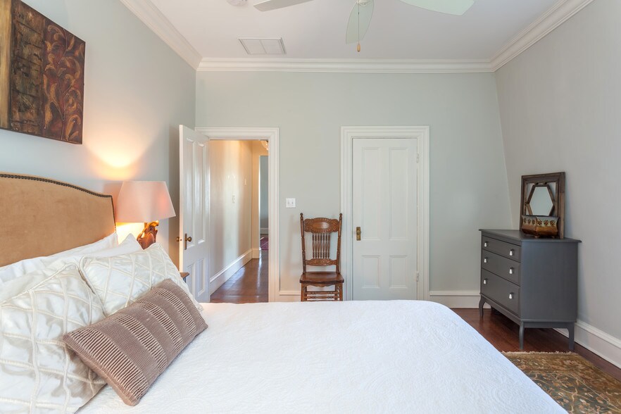More Photos Of 453 Angell St, Providence Apartments For Sale