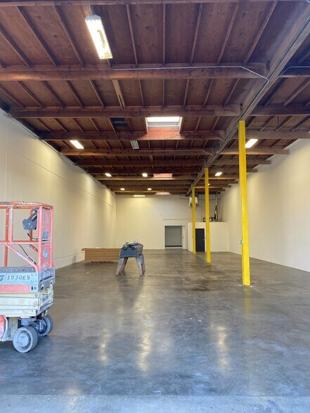 More Photos Of 701-833 W Anaheim St, Long Beach Unknown For Lease