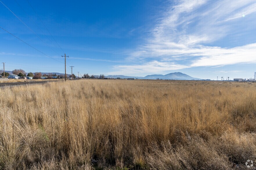 Primary Photo Of 4606 Southside Expy, Klamath Falls Land For Sale