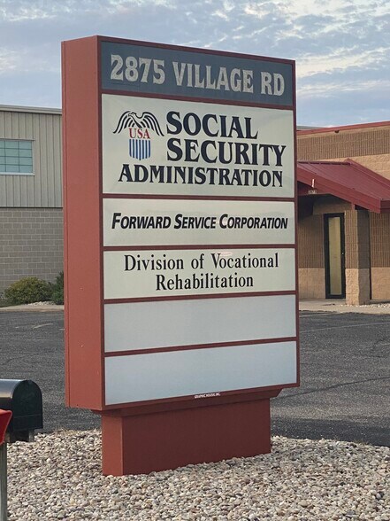 More Photos Of 2875 Village Rd, Portage Office For Lease