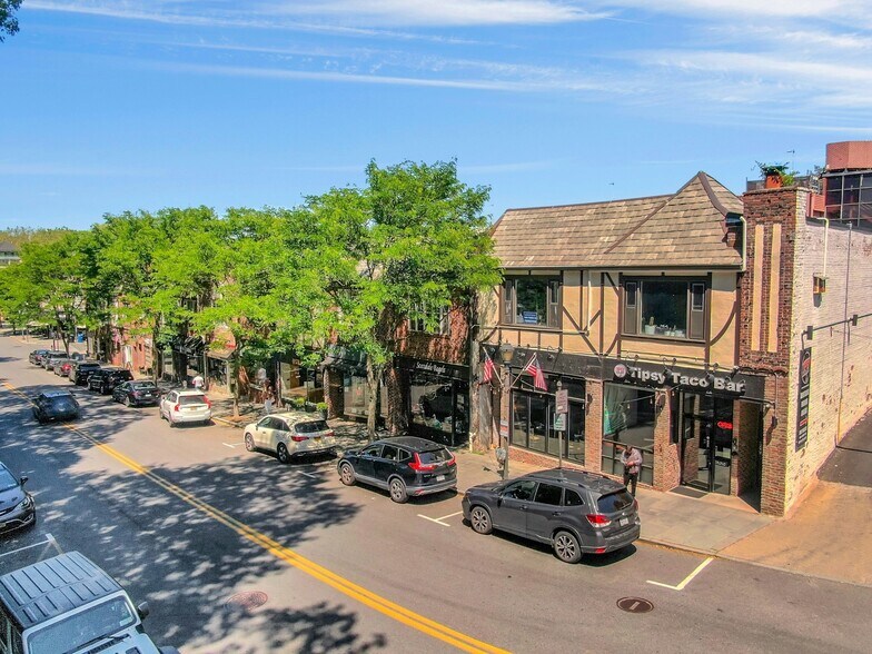 More Photos Of 52 Garth Rd, Scarsdale Storefront Retail Residential For Sale