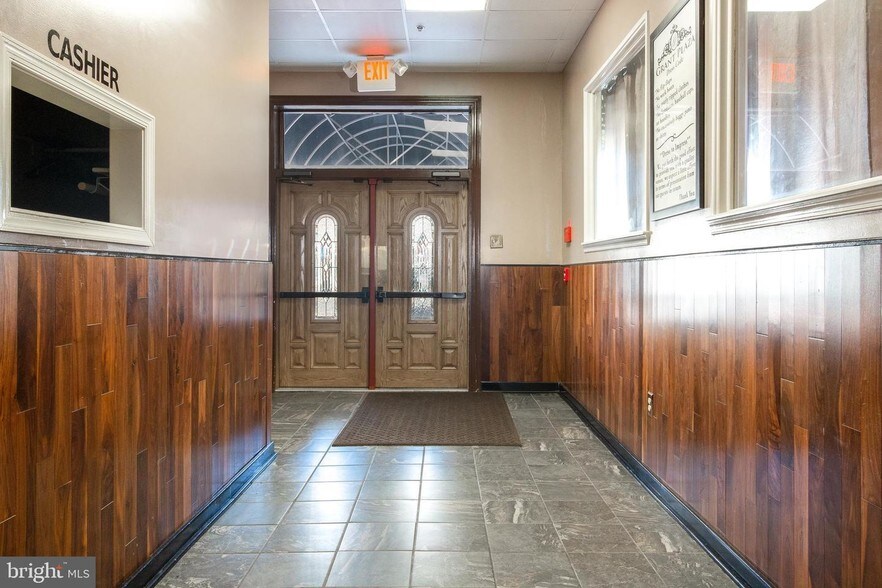 More Photos Of 619-623 E Landis Ave, Vineland Restaurant For Sale