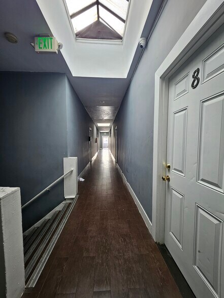 More Photos Of 2500 W Pico Blvd, Los Angeles Storefront Retail Residential For Sale