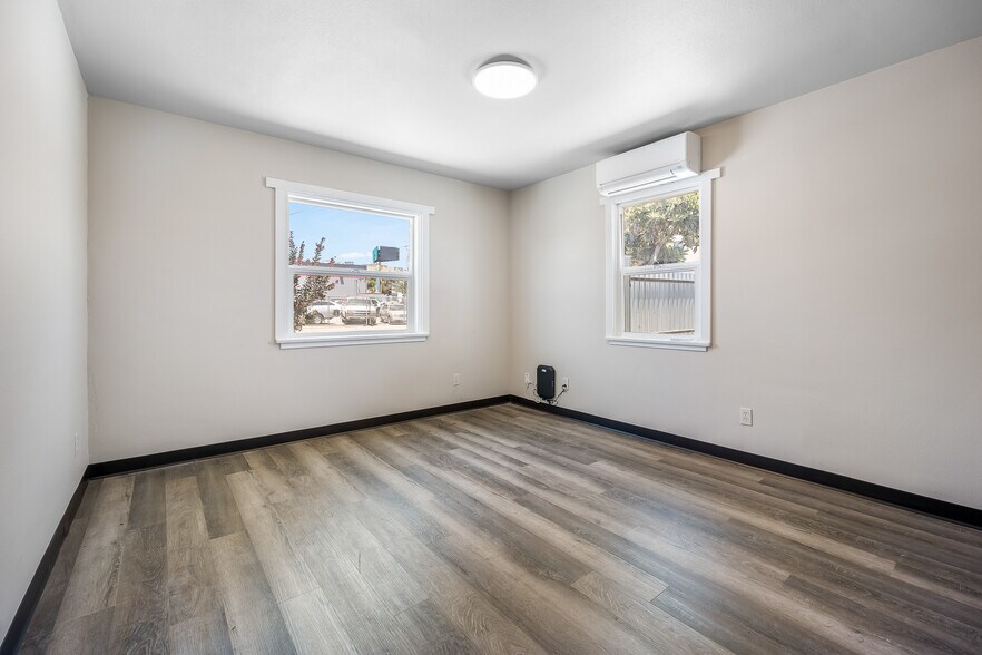 More Photos Of 7687 Lemon Ave, Lemon Grove Warehouse For Sale