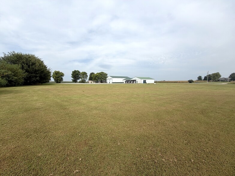 More Photos Of 26274 Highway H, Marshall Distribution For Sale