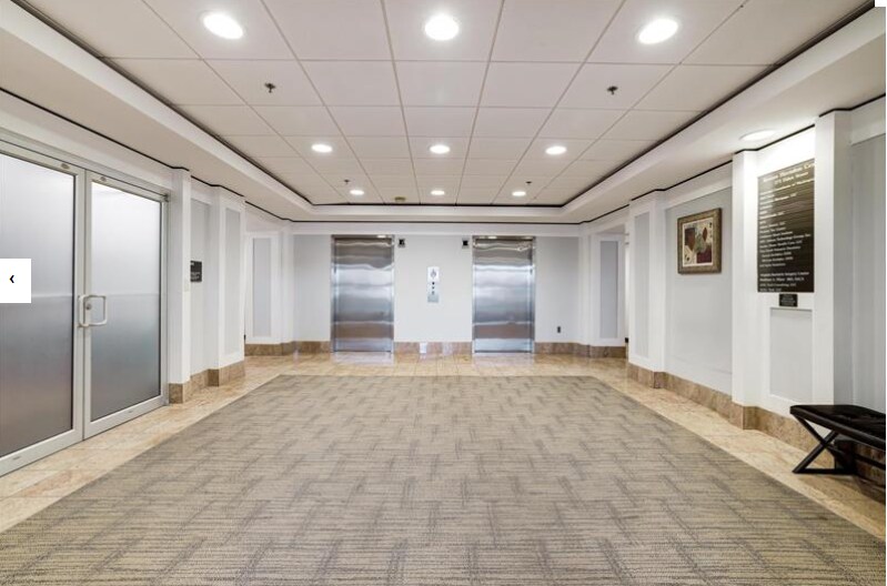 More Photos Of 171 Elden St, Herndon Medical For Lease