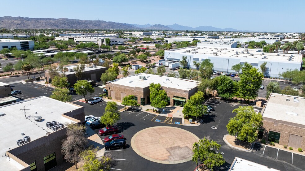 More Photos Of 4511 E Broadway Rd, Phoenix Warehouse For Sale