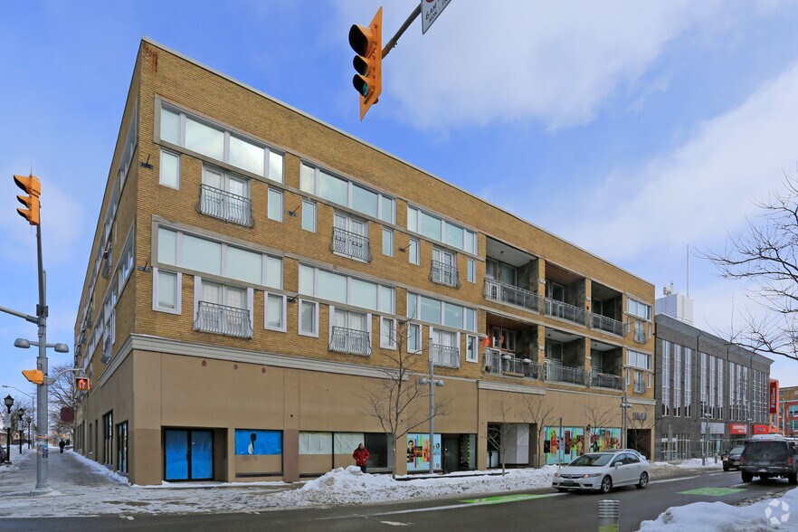 More Photos Of 276 King St W, Kitchener Apartments For Lease