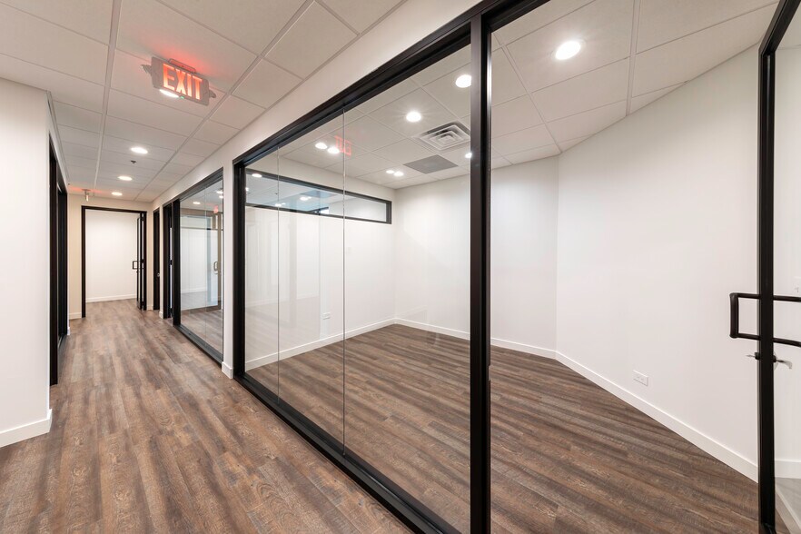 More Photos Of 700 E Ogden Ave, Westmont Medical For Lease