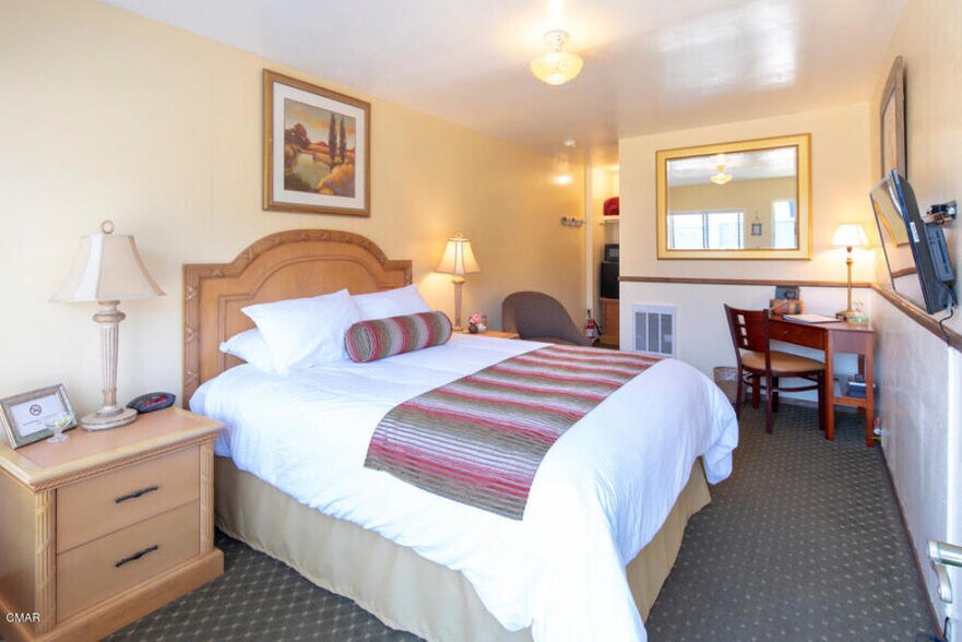 More Photos Of 37040 N Highway 1, Westport Hotel For Sale