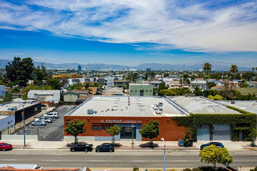 More Photos Of 4625 W Washington Blvd, Los Angeles Warehouse For Lease