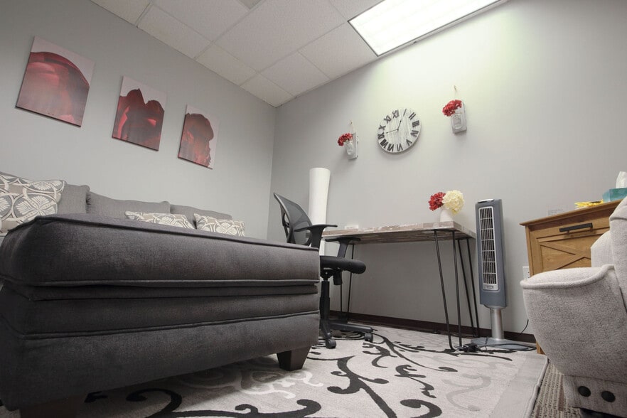 More Photos Of 2301 Eldorado Pky, McKinney Medical For Lease