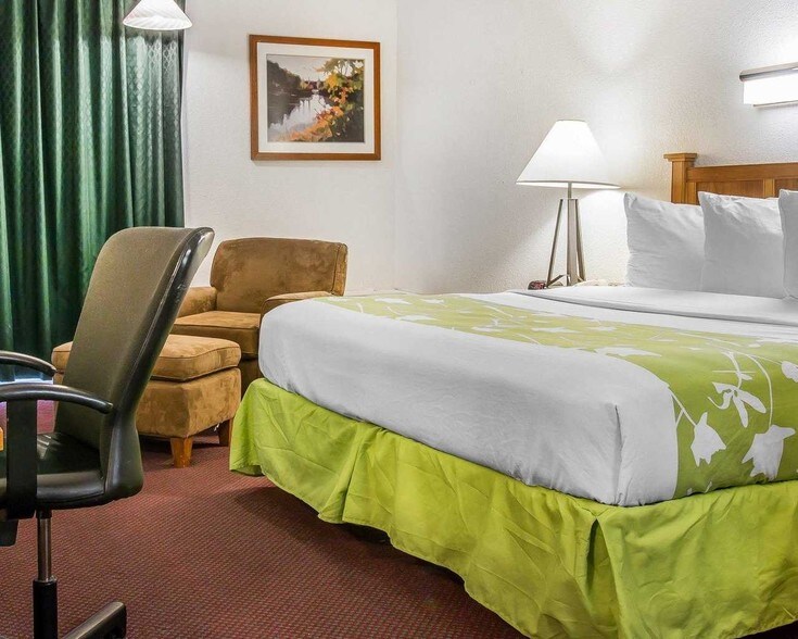 More Photos Of 6285 Westside Saginaw Rd, Bay City Hotel For Sale