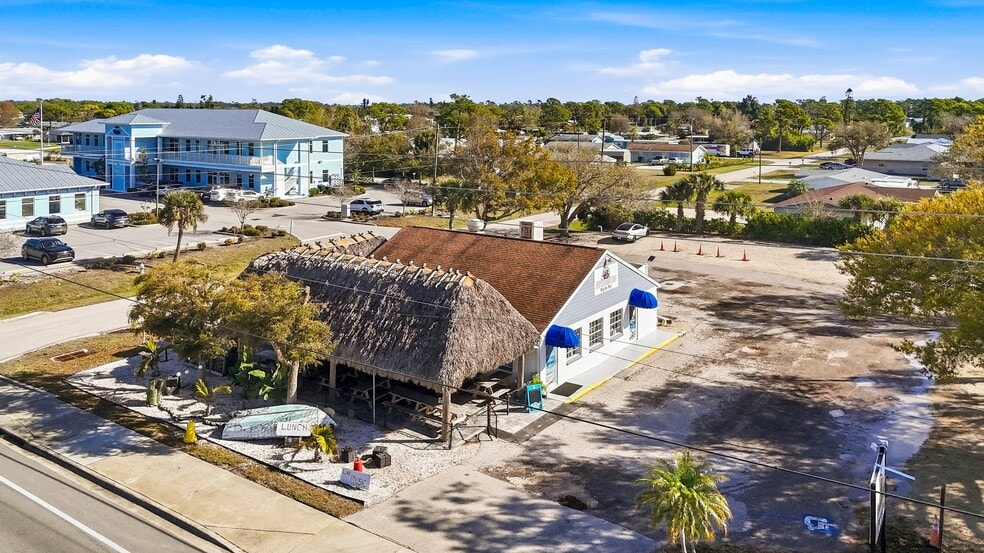 More Photos Of 2901 Placida Rd, Englewood Restaurant For Sale