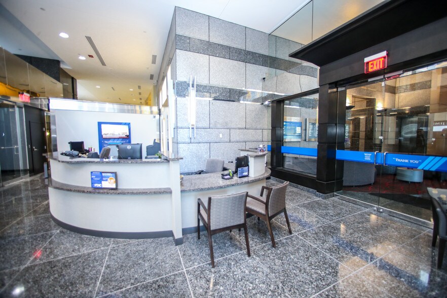 More Photos Of 101 W Ohio St, Indianapolis Coworking Space