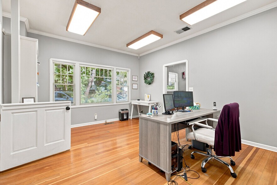 More Photos Of 1361 Esplanade Rd, Chico Office For Sale