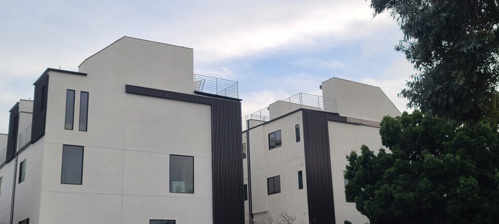 More Photos Of 12610 Venice Blvd, Los Angeles Apartments For Sale
