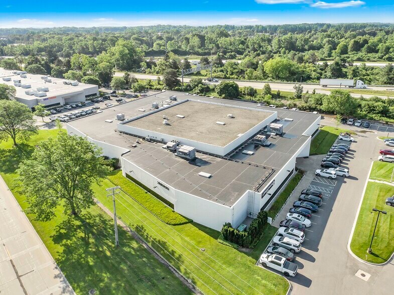 Primary Photo Of 38555 Hills Tech Dr, Farmington Hills Light Manufacturing For Lease
