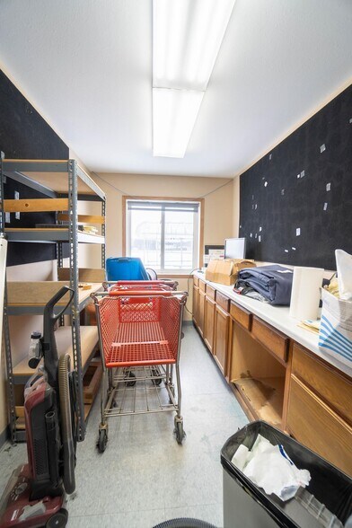 More Photos Of 305 Bach Ave, New York Mills Manufacturing For Sale