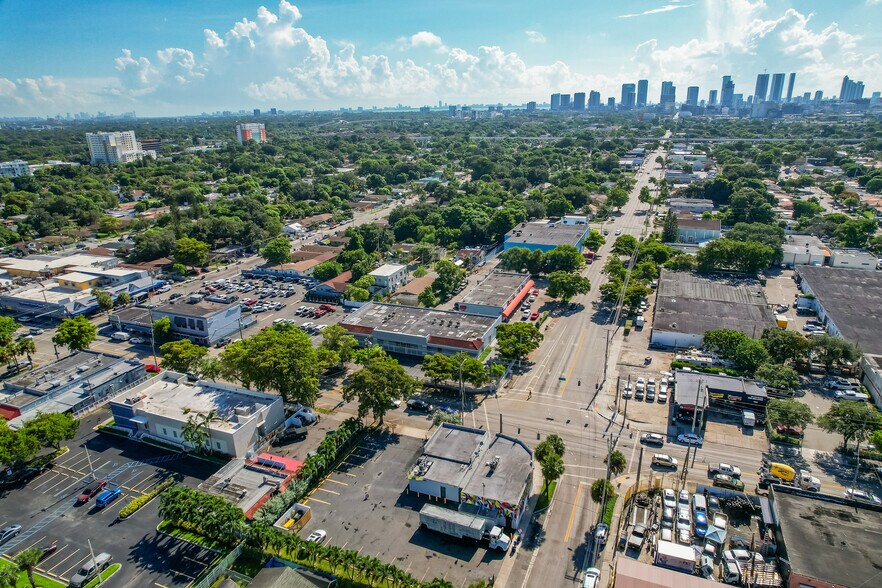 More Photos Of 2901 NW 17th Ave, Miami Office For Sale