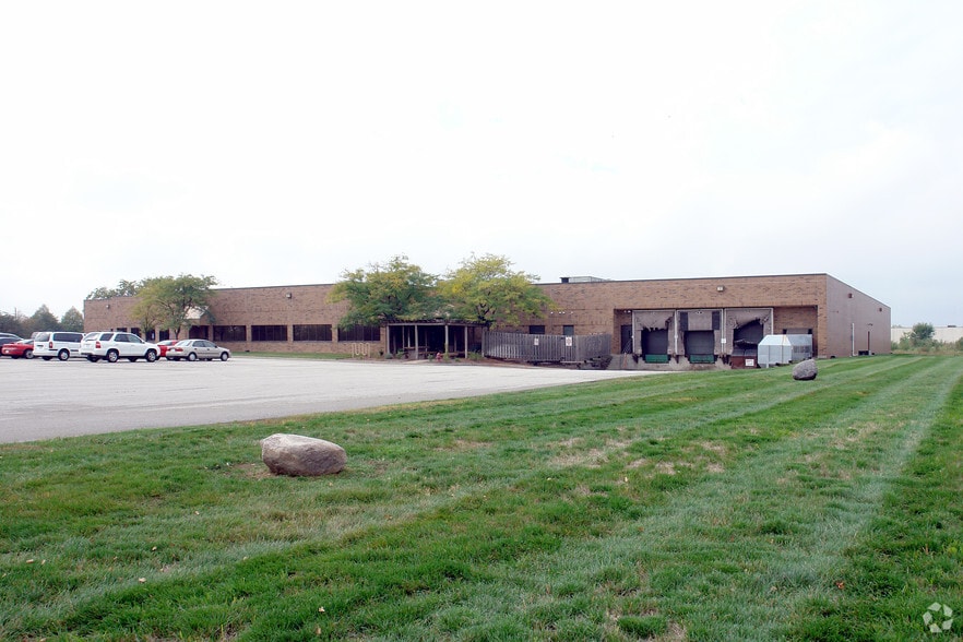 More Photos Of 5846 W 73rd St, Indianapolis Warehouse For Sale