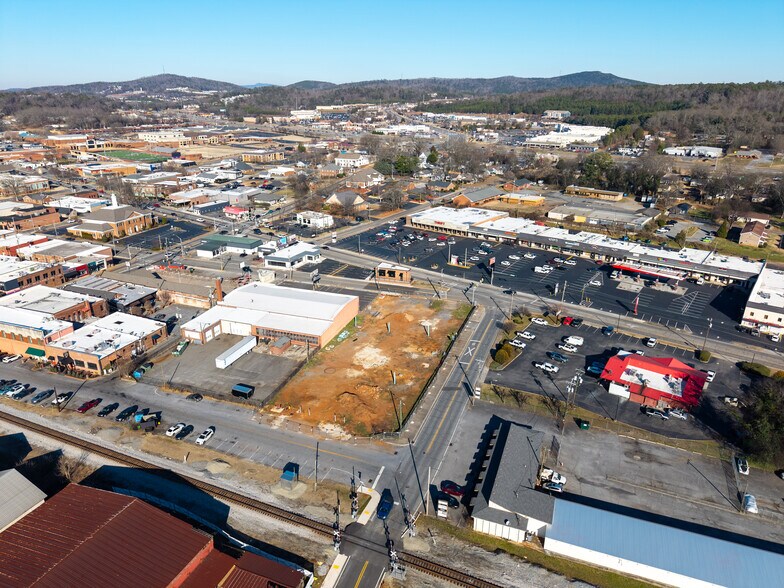 More Photos Of 21 Leake st, Cartersville General Retail For Sale