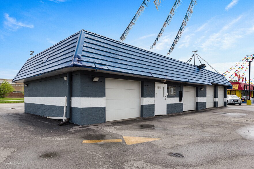 More Photos Of 13727 S Halsted St, Riverdale General Retail For Sale