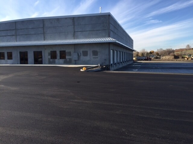 More Photos Of 1601 Dale Ave, Benton City Warehouse For Lease