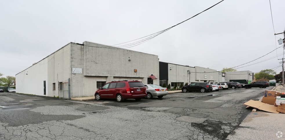 More Photos Of 3508-3520 Hargale Rd, Oceanside Warehouse For Lease