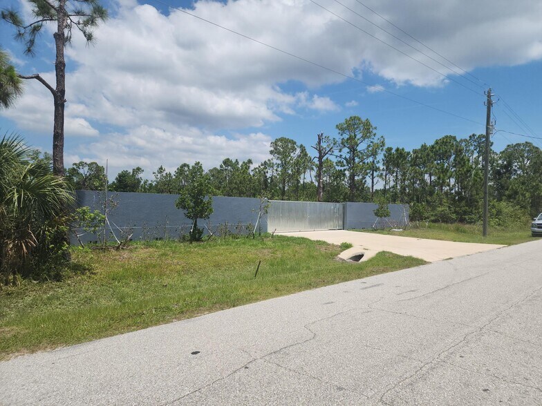 Primary Photo Of 7401 Sawyer Cir, Port Charlotte Land For Lease