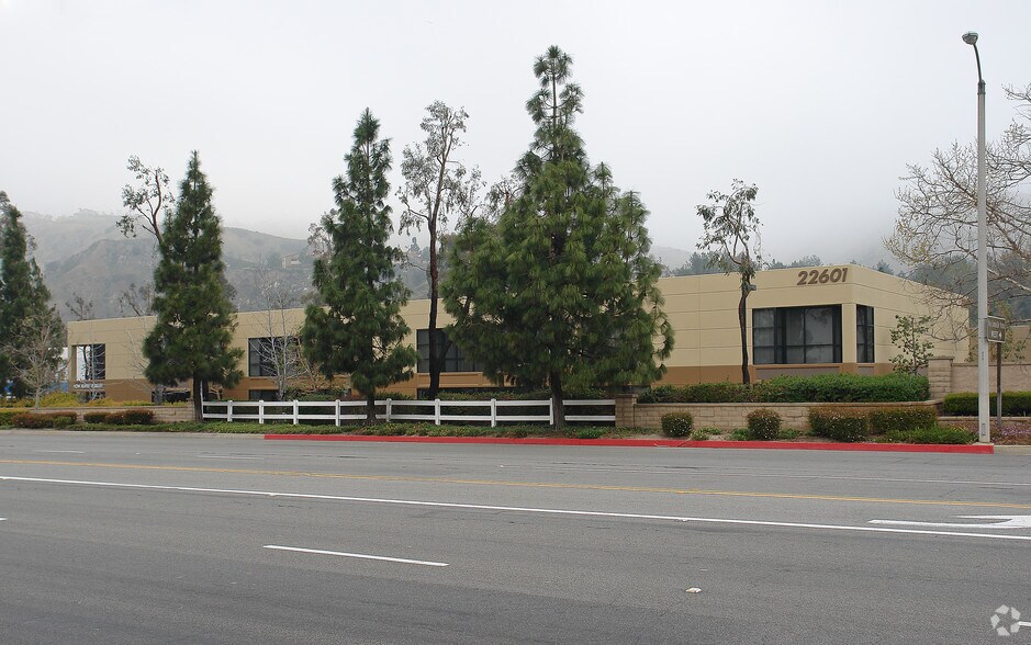 More Photos Of 22601 La Palma Ave, Yorba Linda Research And Development For Lease