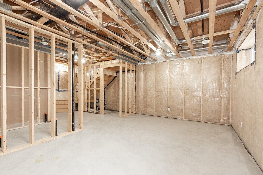 More Photos Of 304 50 w, Raymond Multifamily For Sale