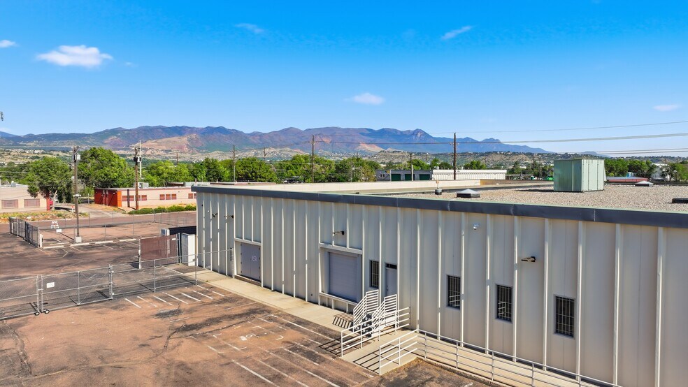 More Photos Of 3450 N Nevada Ave, Colorado Springs Flex For Lease