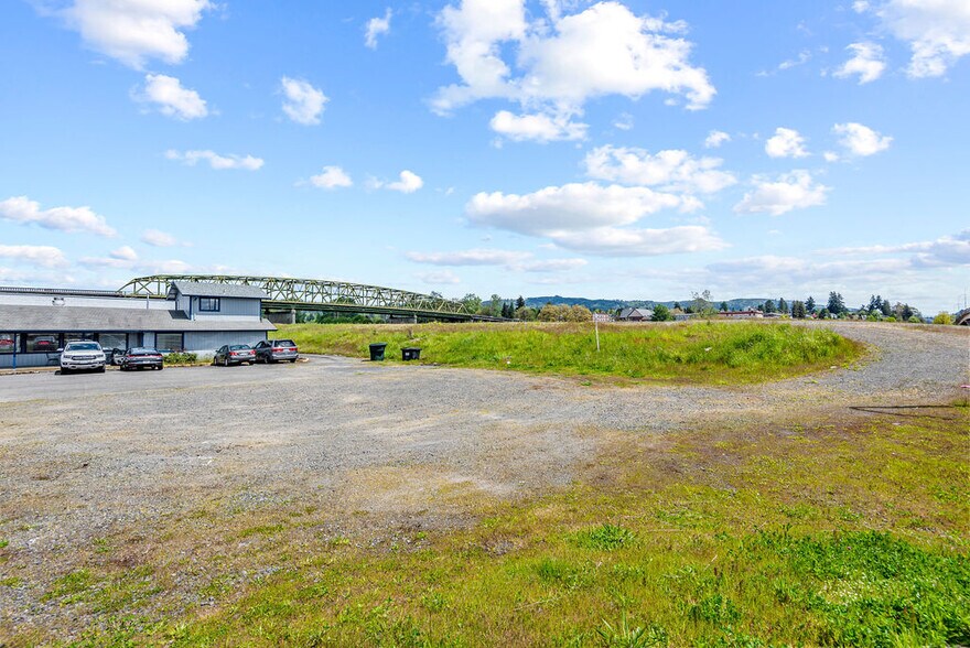 114 NW 1st Ave, Kelso, WA 98626 Restaurant For Sale