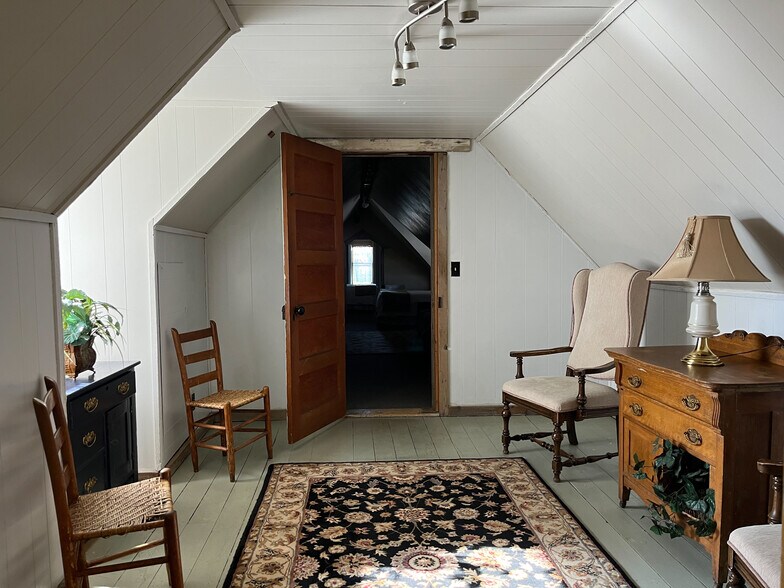 More Photos Of 101 E Bridge Ave, Saratoga Hotel For Sale